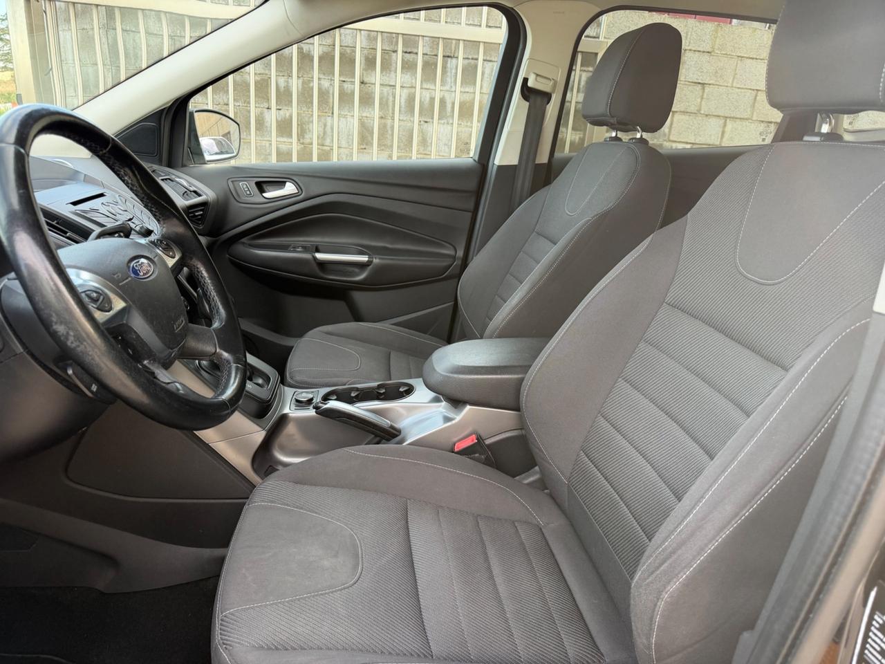 Ford Kuga 2.0 TDCI 140 CV 4WD Powershift Titanium