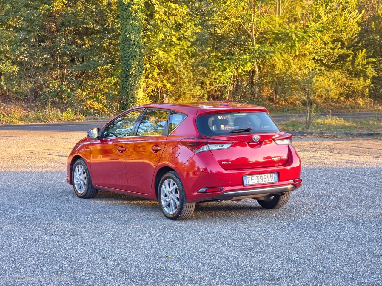 Toyota Auris 1.8 Hybrid Business Automatico E6 NEO 2016