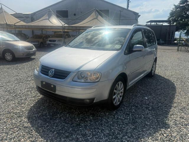 Volkswagen Touran 2.0 TDI 136CV Highline 7 POSTI