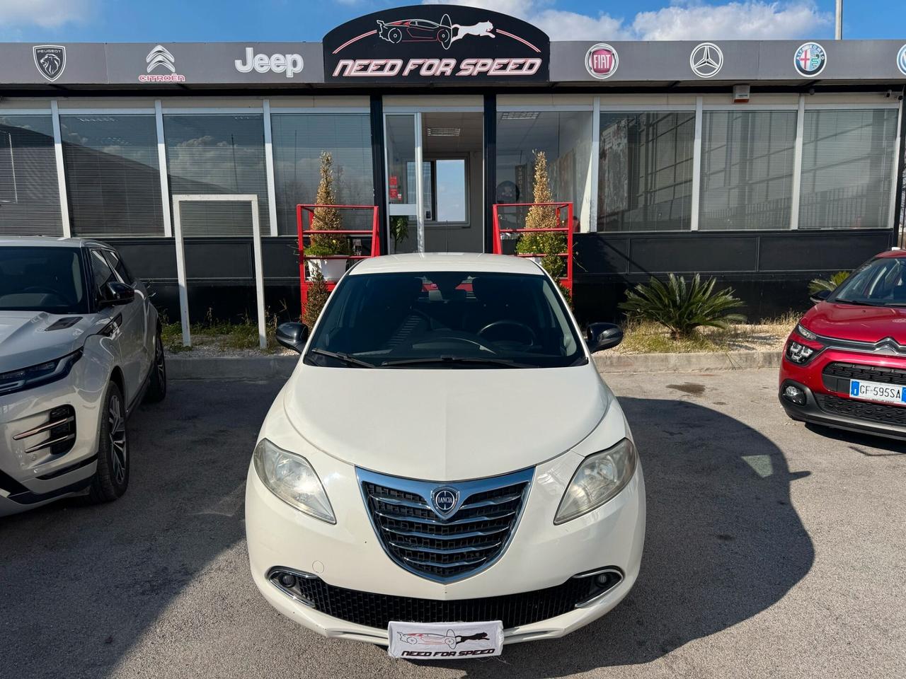 Lancia Ypsilon 1.2 69 CV GPL Platinum