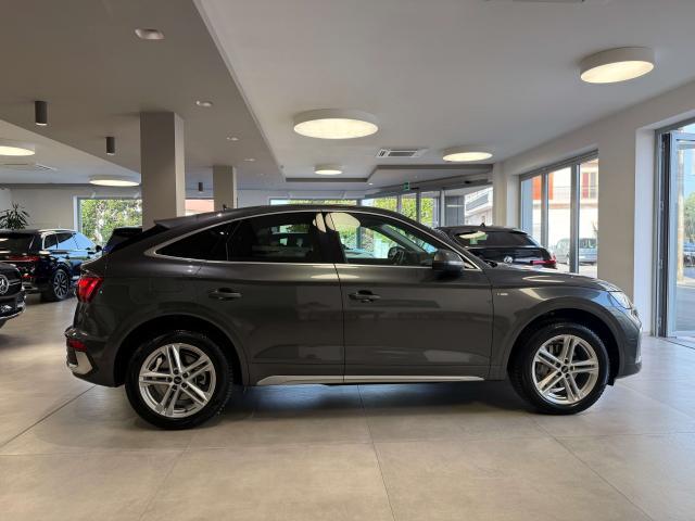 Audi Q5 Sportback 40 2.0 tdi mhev 12V S line quattro