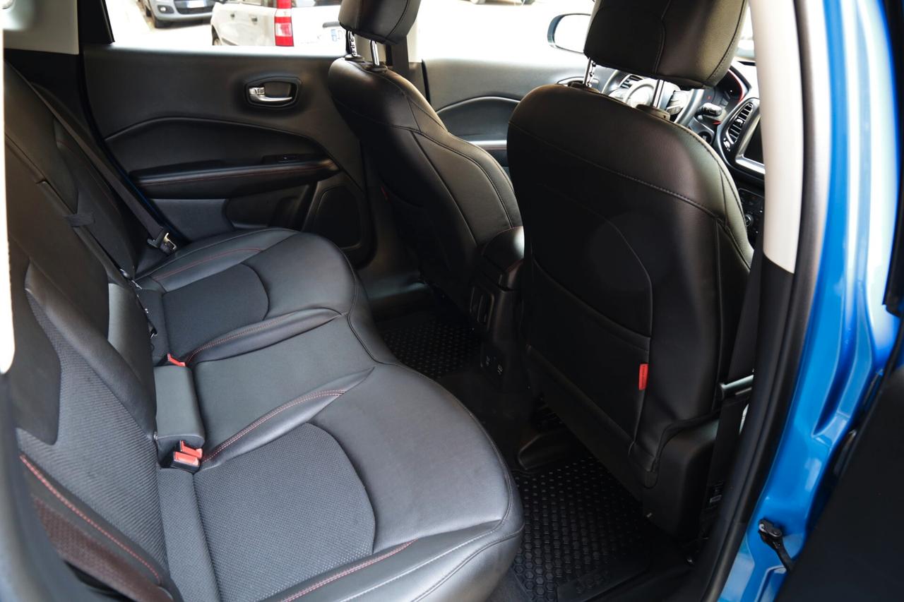 Jeep Compass 1.3 Turbo T4 240 CV PHEV AT6 4xe Trailhawk