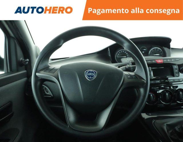 LANCIA Ypsilon 1.0 FireFly 5 porte S&S Hybrid Ecochic Silver