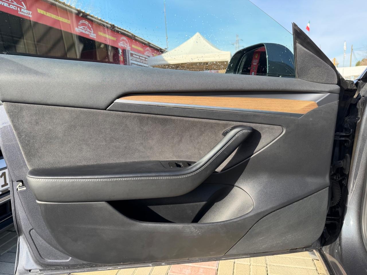 Tesla Model 3 Long Range Dual Motor AWD