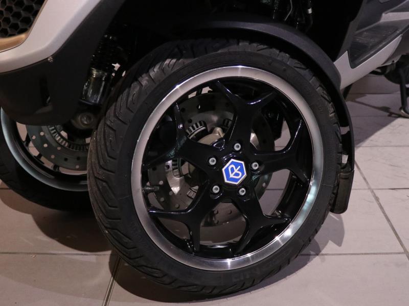 Piaggio MP3 300 Sport LT