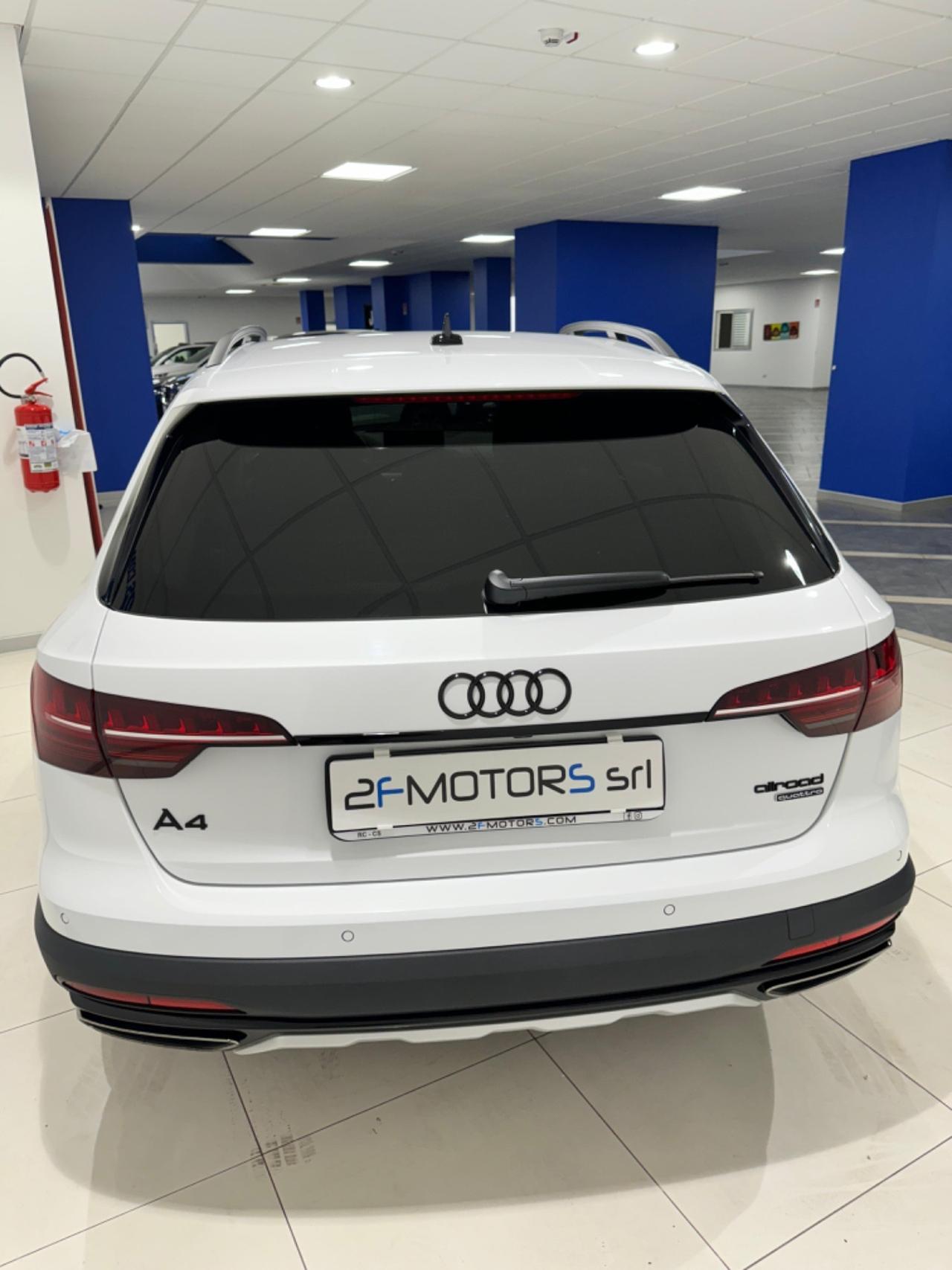 Audi A4 allroad 40 2.0 tdi mhev Identity Contrast quattro s-tronic