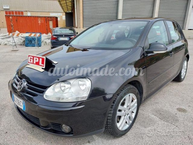 VOLKSWAGEN Golf 1.6 5p. Comfortline