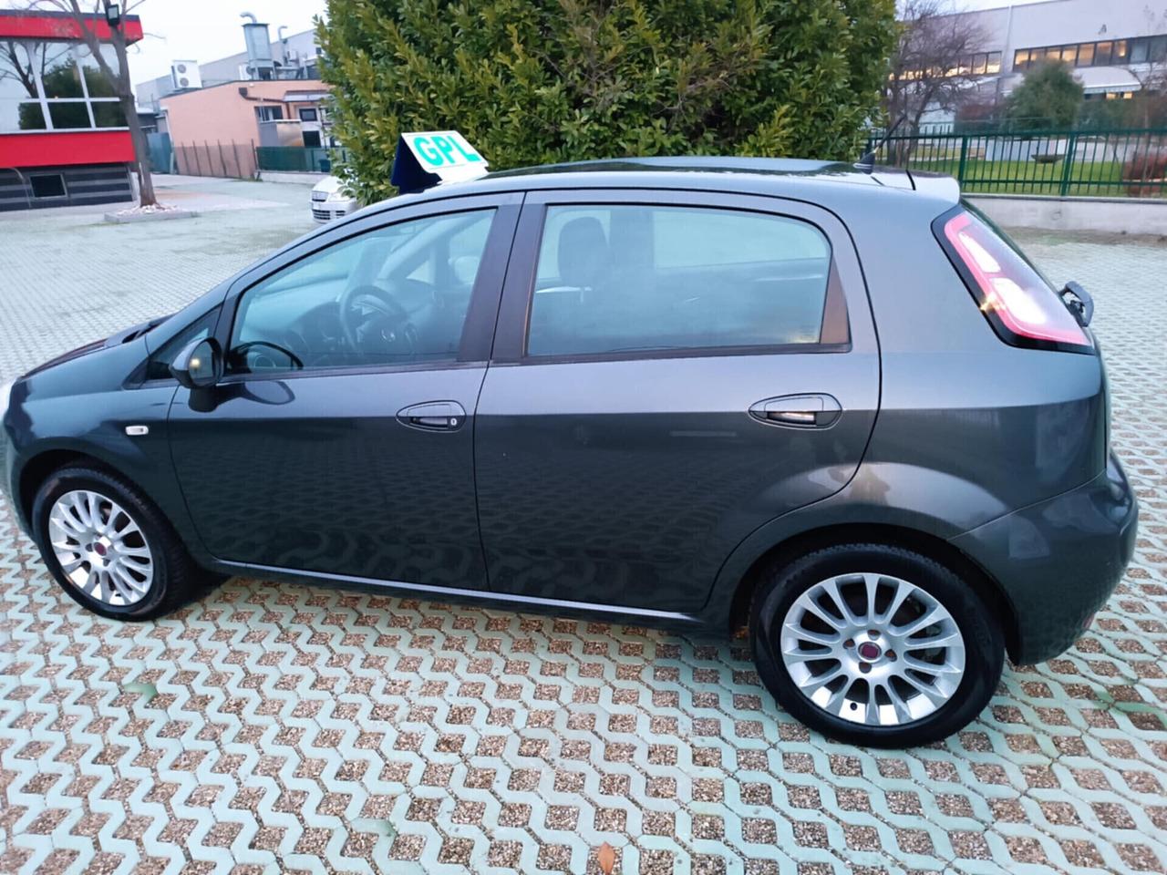 Fiat Grande Punto Evo 1.4 5p Emotion GPL (57kw)