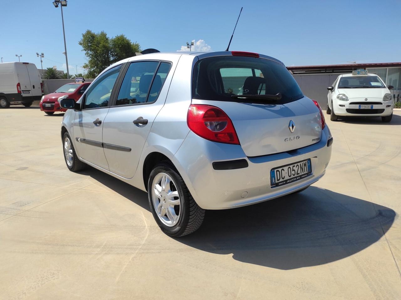 Renault Clio 1.5 dCi - 85cv NEOPATENTATI