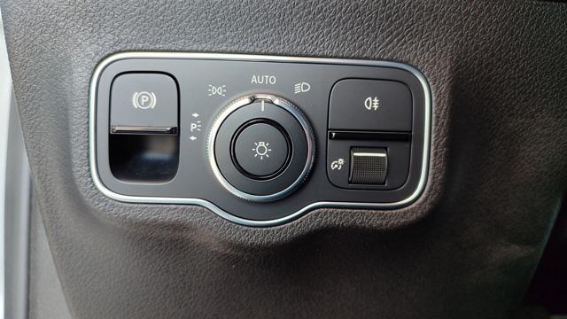 MERCEDES-BENZ GLB 200 d Automatic Sport - Tech pack -TETTO APRIBILE