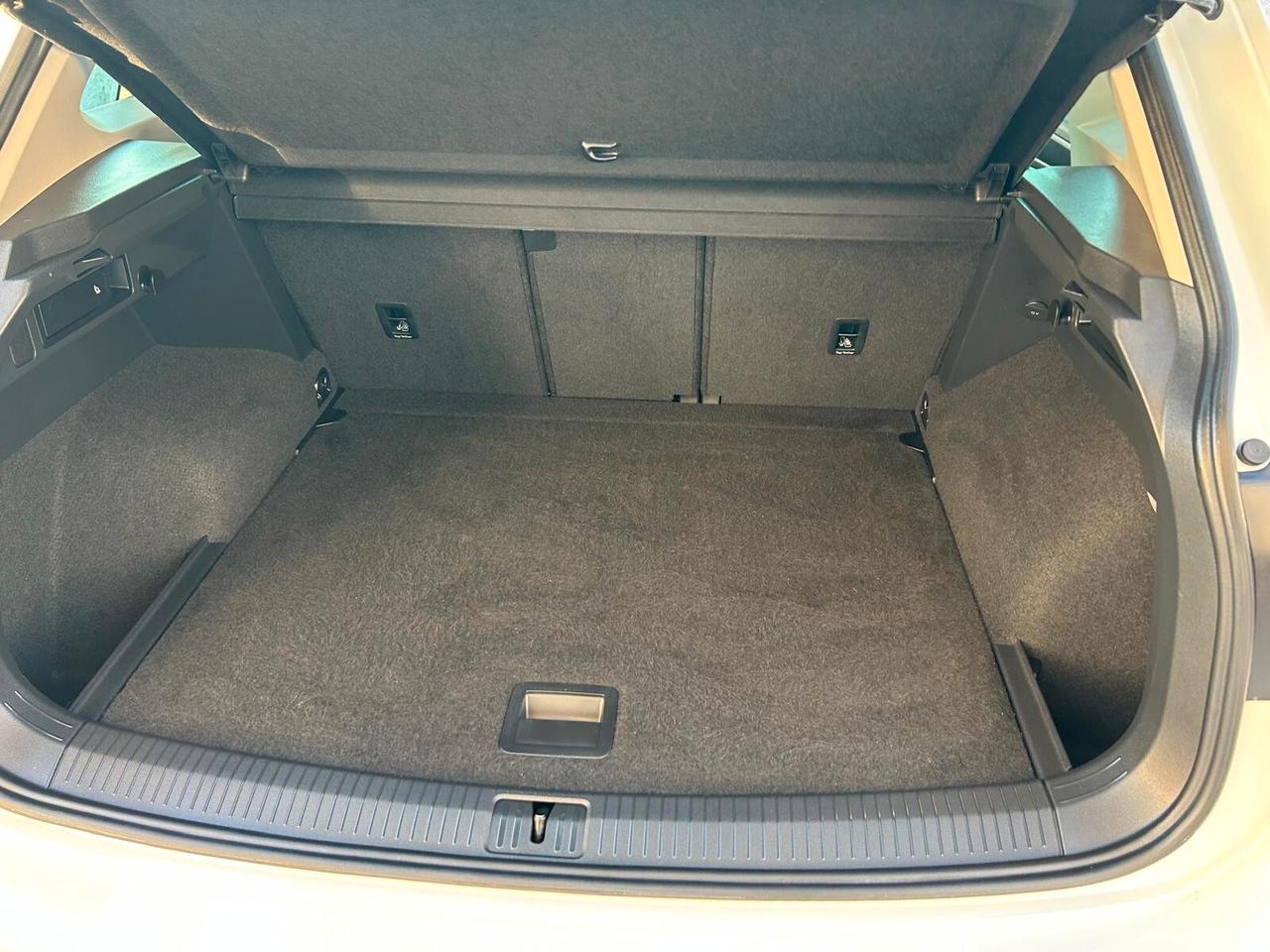 Volkswagen Tiguan 2.0 TDI SCR DSG R-LINE PACK