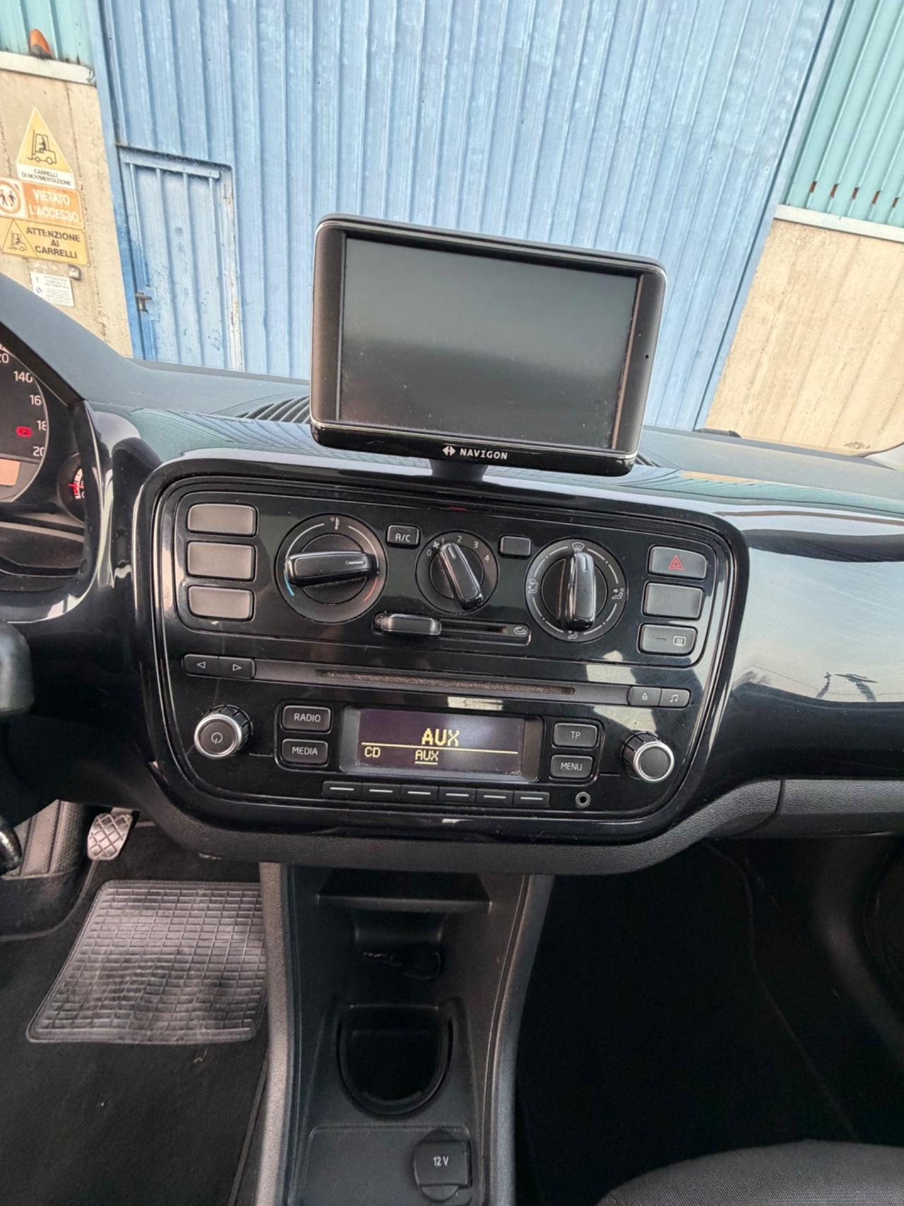 Volkswagen up! 1.0 75 CV 5p. move