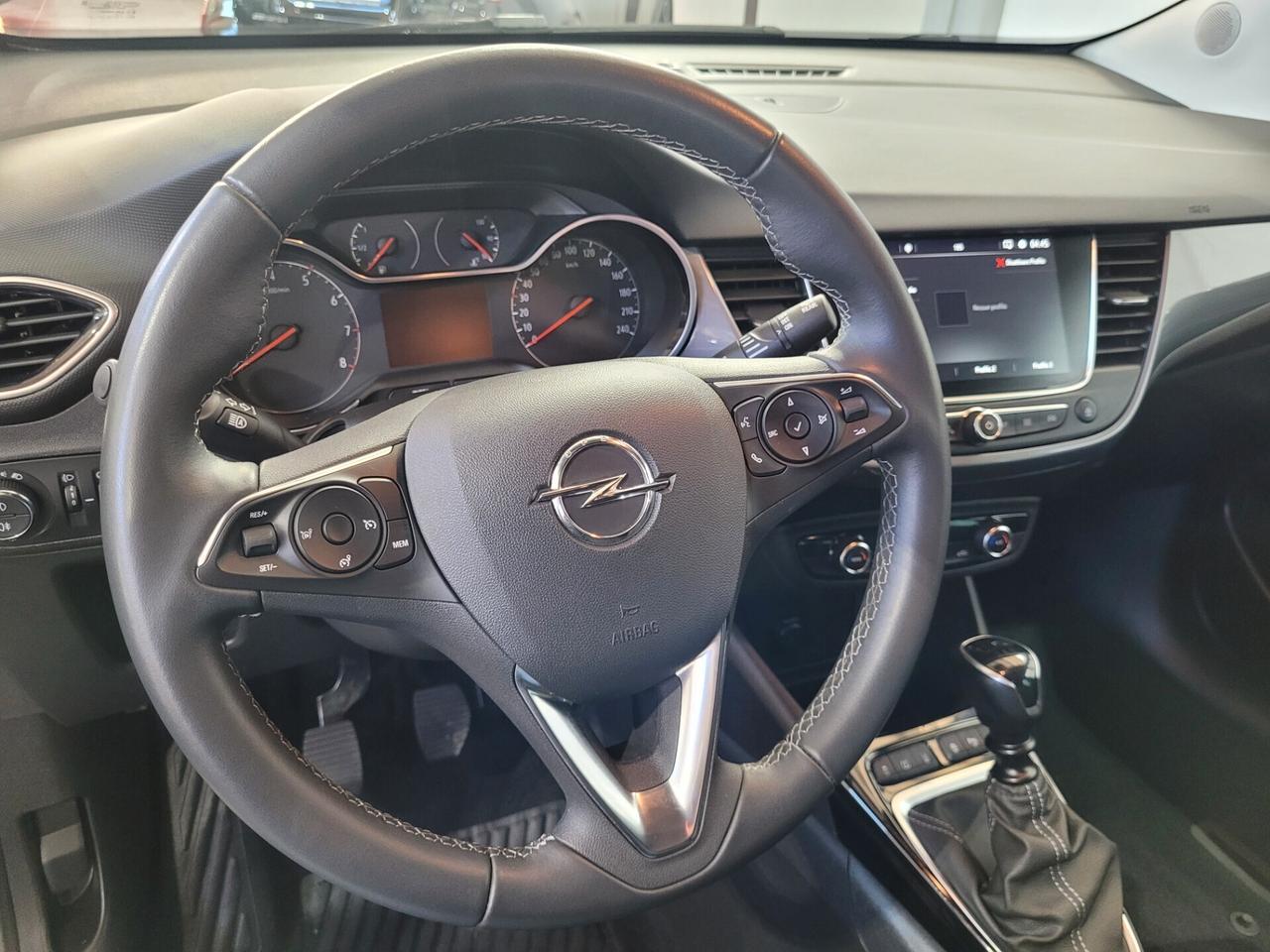 Opel Crossland 1.2 Turbo 110 CV Elegance