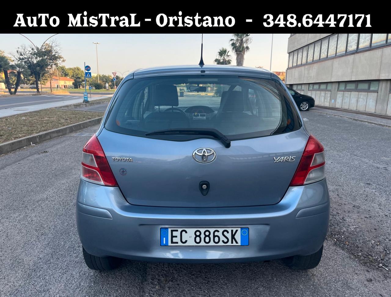 Toyota Yaris 1.0 VVT-i 70cv