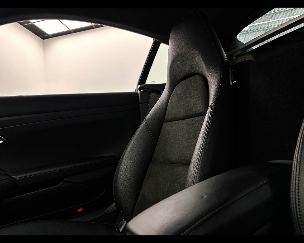 PORSCHE 718 Cayman 2.5 S