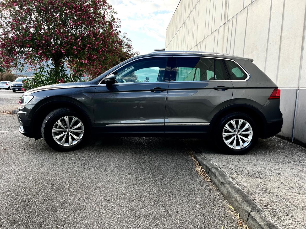 EURO6B Volkswagen Tiguan 1.6 TDI *NAVI*SEDIL RISCALD