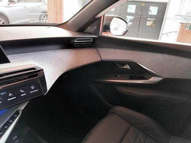 Peugeot NUOVO 3008 Nuovo 3008 ALLURE - Hybrid 136 E-DCS6