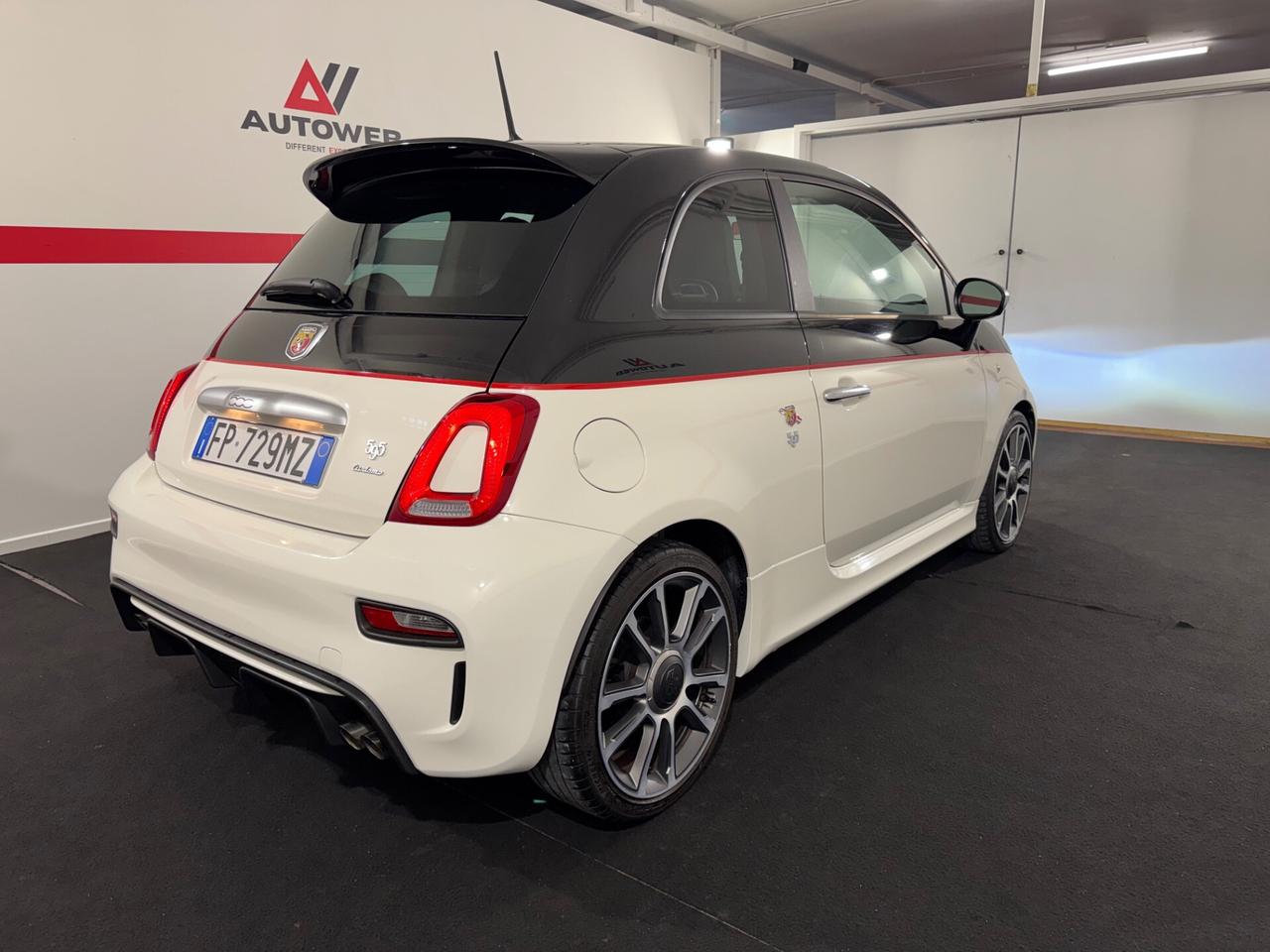Abarth 595 1.4 Turbo T-Jet 165 CV Turismo * SOLO 30.000 KM *
