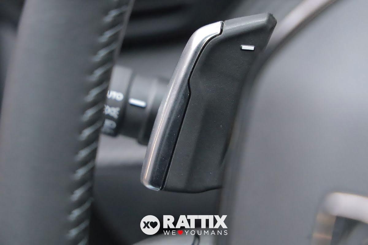 Peugeot 208 1.2 Hybrid 110CV Business e-DCS6