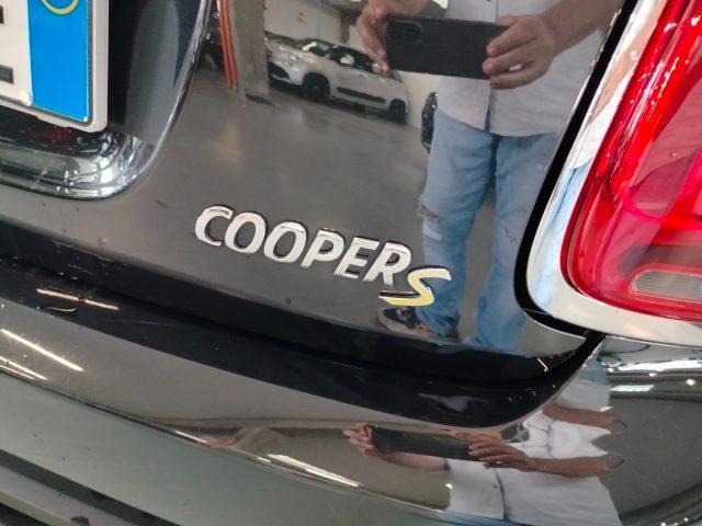 MINI Cooper SE YOURS