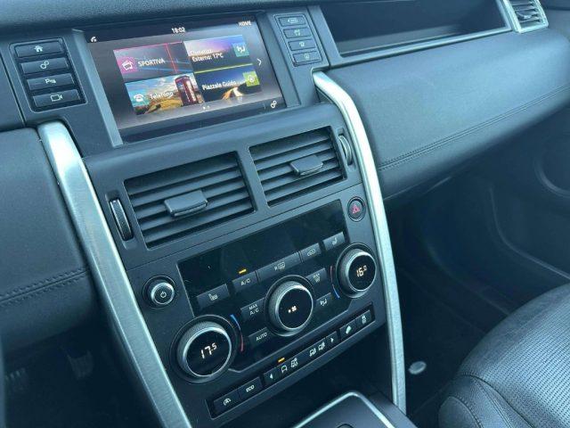 LAND ROVER Discovery Sport 2.0 TD4 150 CV Dark Edition