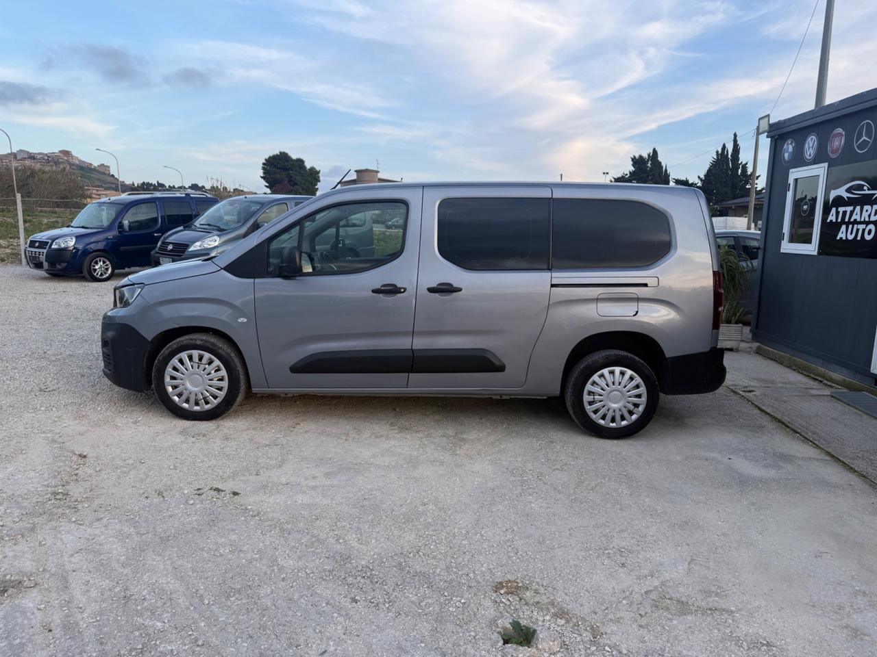 Peugeot Partner BlueHDi 130 cv n1 -5 posti