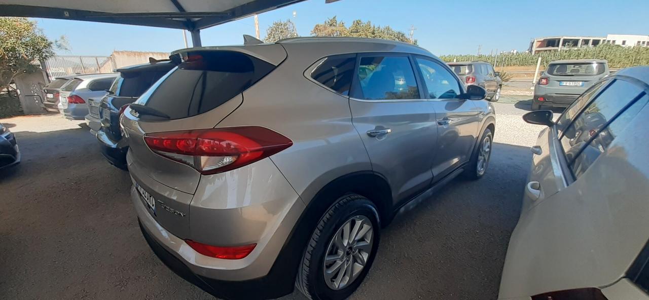 Hyundai Tucson 2017 - 1.7 crdi camb.aut. lb automobili