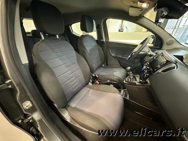 LANCIA Ypsilon 1.0 FireFly 5 porte S&S Hybrid Oro