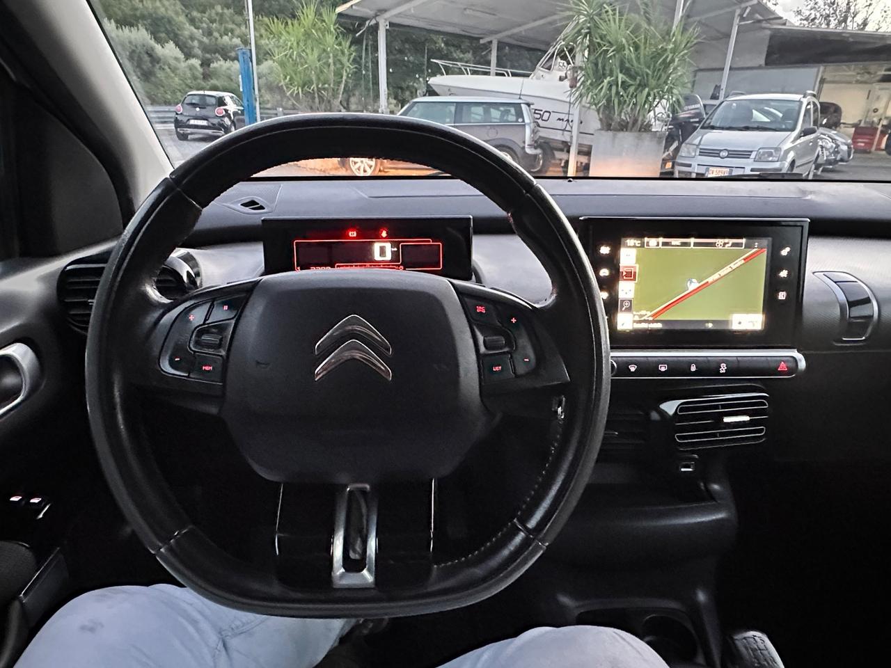 Citroen C4 Cactus BlueHDi 100 S&S Shine