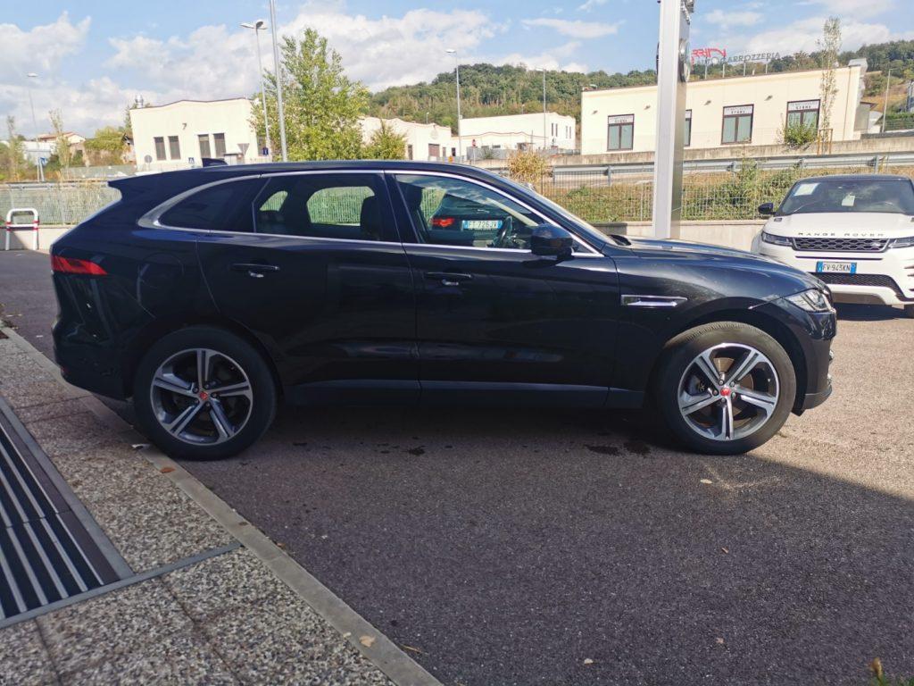 JAGUAR F-Pace (X761) F-Pace 2.0 D 240 CV ...