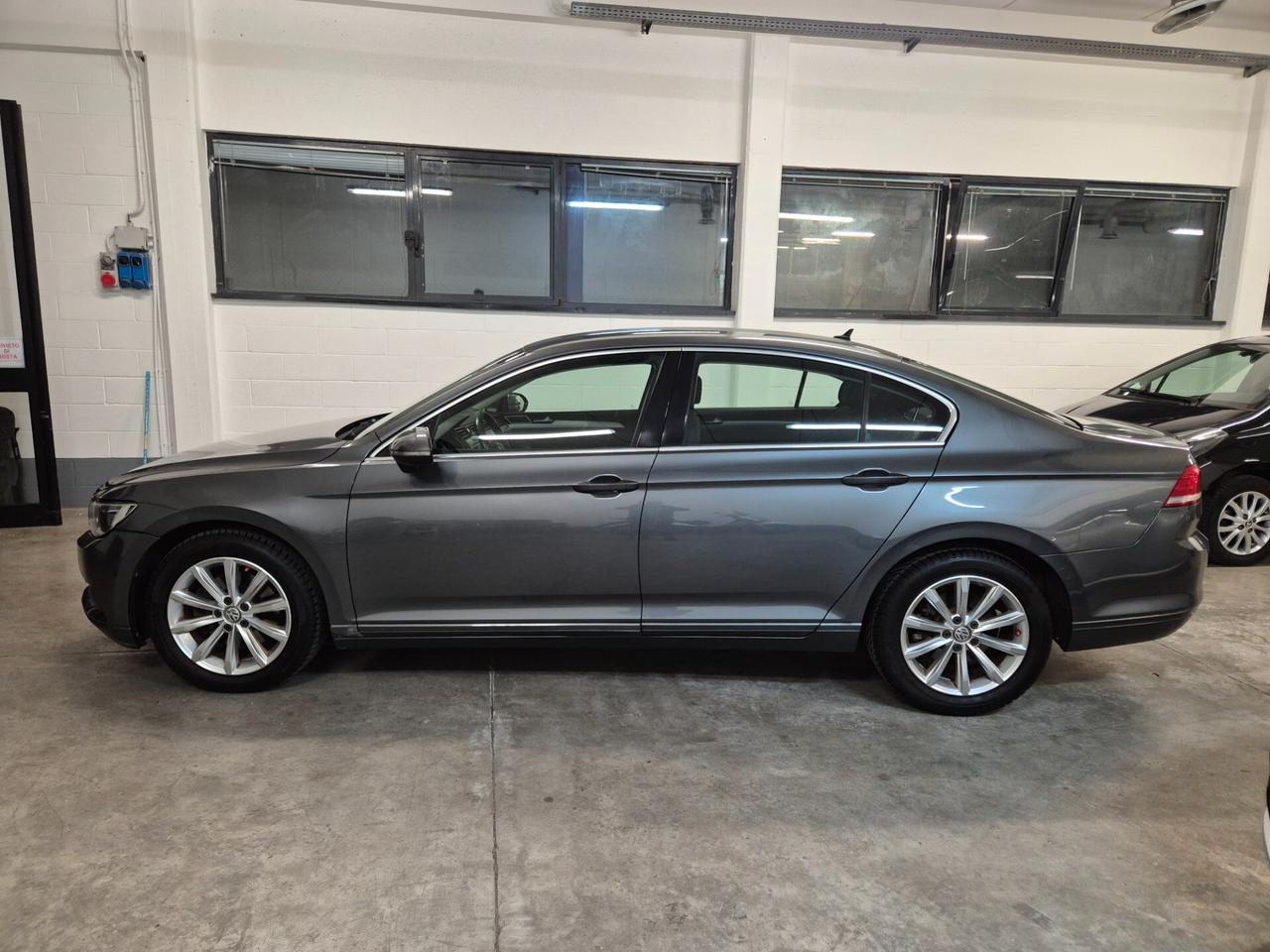 Volkswagen Passat 1.6 TDI DSG Comfortline BlueMotion Technology