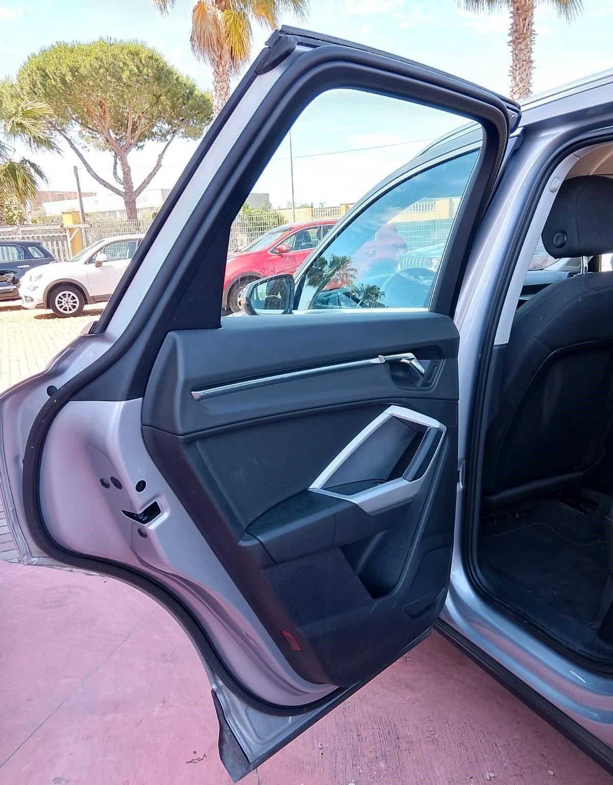 Audi Q3 35 TDI S tronic S line edition