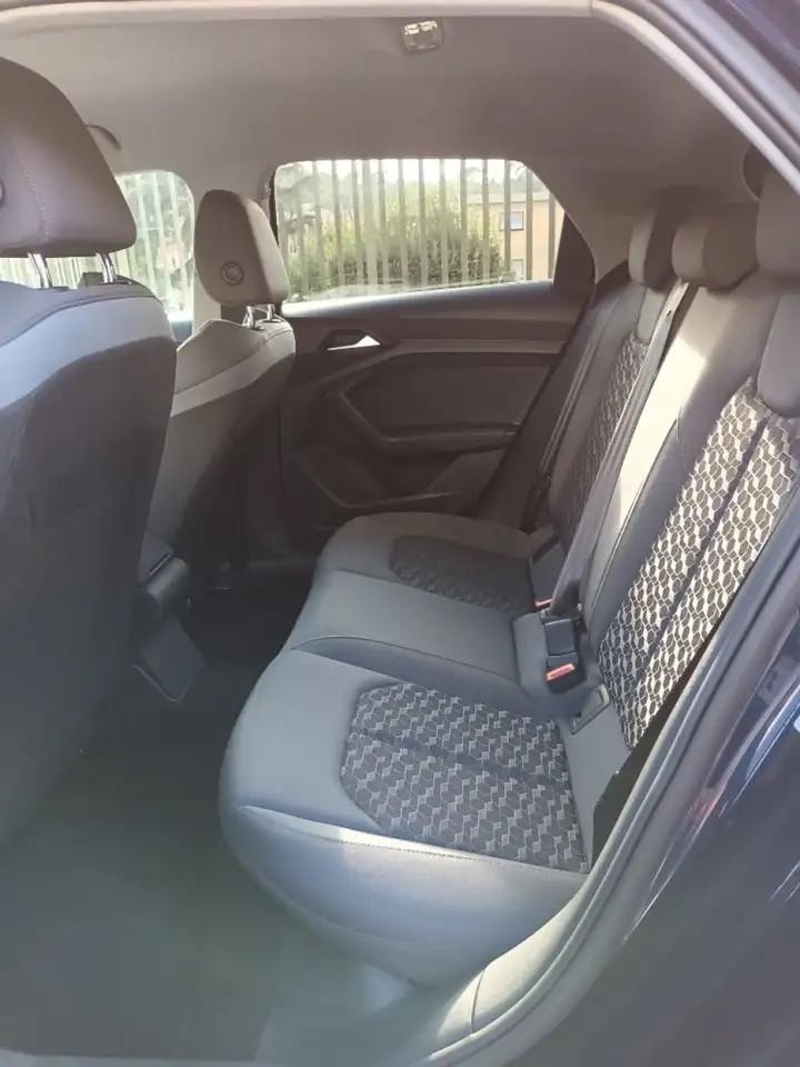 Audi A1 SPB 30 TFSI S tronic Identity Black 116cv