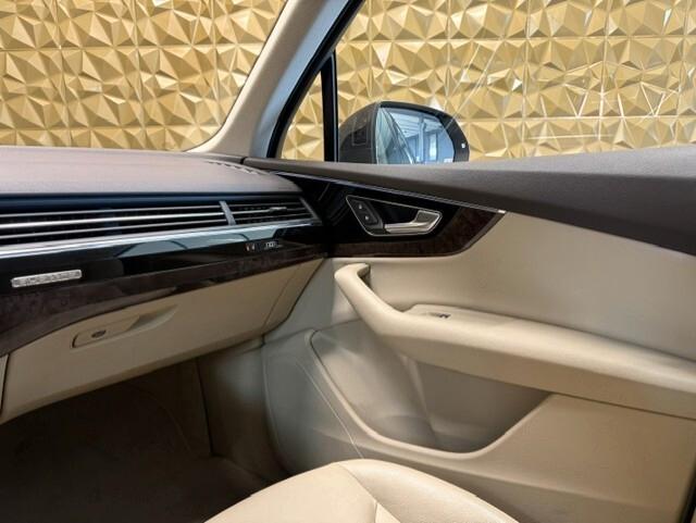 Audi Q7 50 TDI quattro tiptronic Sport Plus