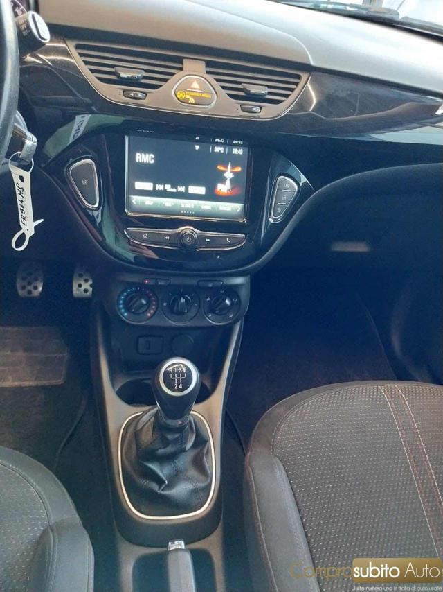 OPEL Corsa 1.4 90CV GPL Tech 5 porte Black Edition