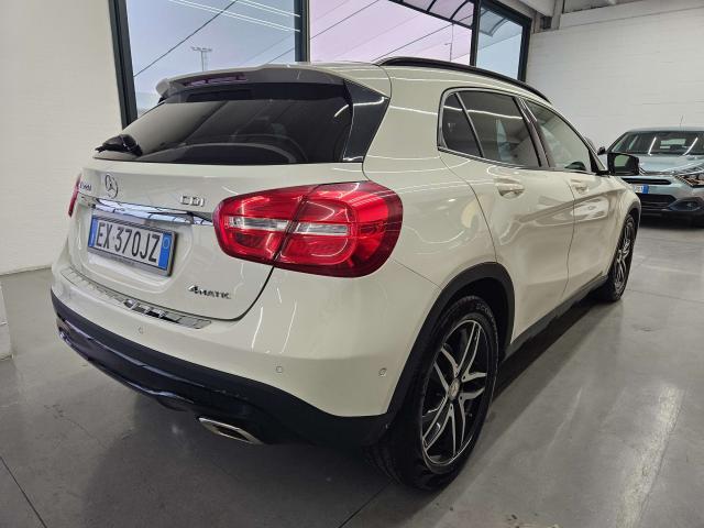 Mercedes-Benz GLA 220 GLA-X156 2014 d (cdi) Premium 4matic 170cv auto