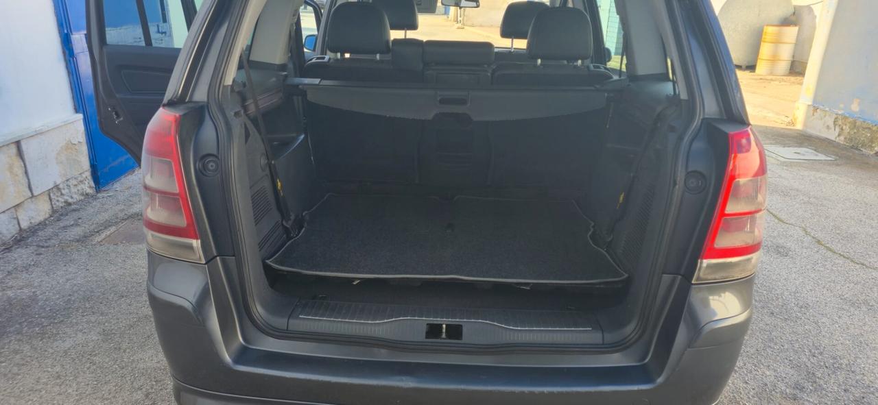 Opel Zafira 1.9 16V CDTI 150CV Cosmo