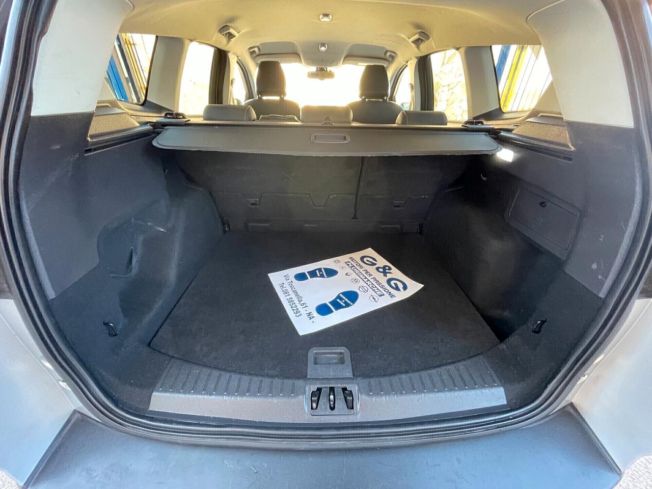 Ford Kuga 1.5 TDCI 120 CV S&S 2WD Titanium