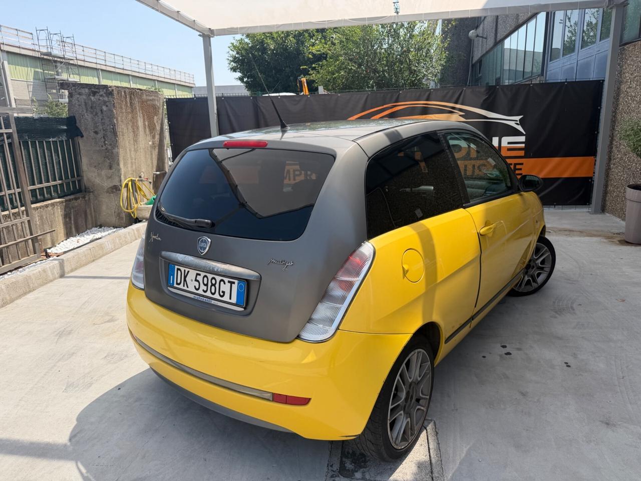 LANCIA YPSILON 1.3 MJT 90CV MOMO-DISIGN
