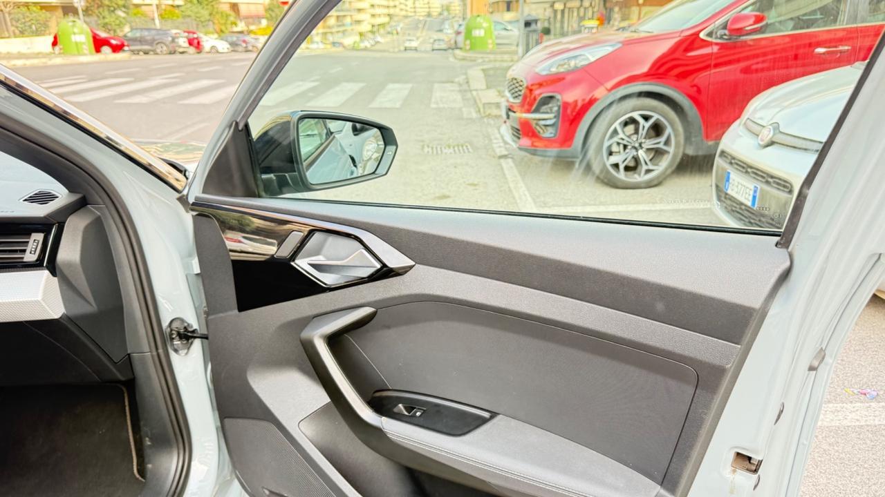 Audi A1 ALLSTREET 30 TFSI S tronic Identity ContrastS LED NAVI KAMERA CERCHI 17 COCKPIT CLIMA AUTOMATIC