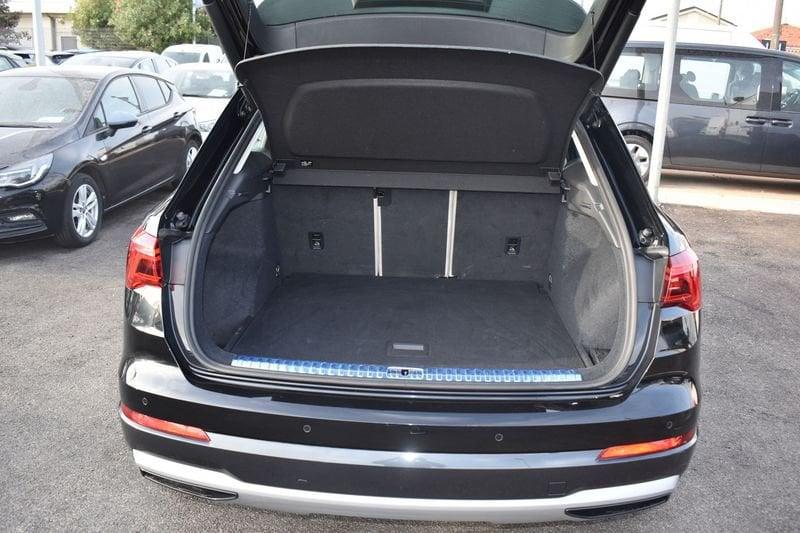 Audi Q3 35 TDI Business Advanced