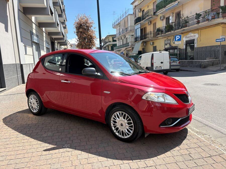 Lancia ypsilon 1.2 gpl ecochic certificata NUOVA