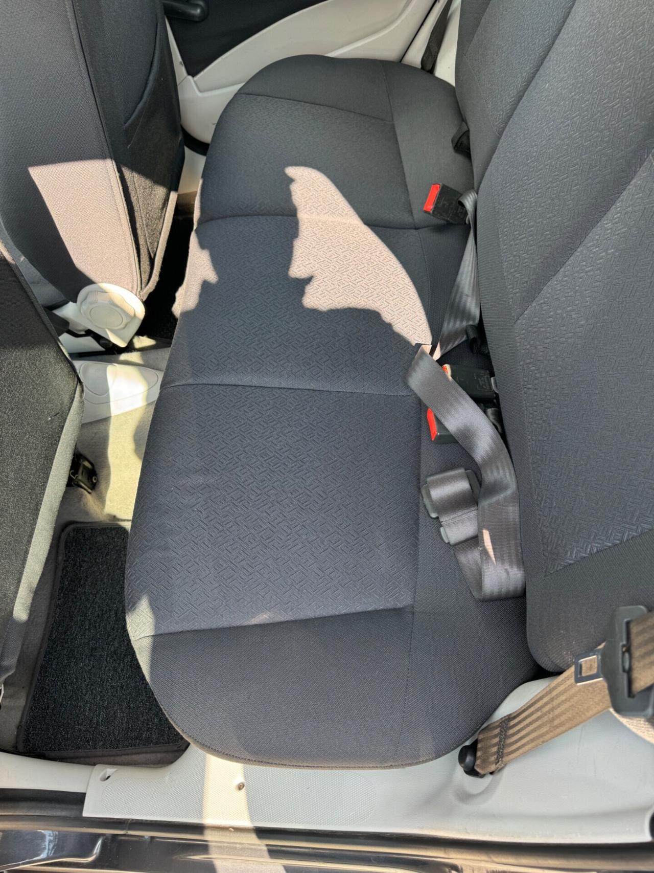 Fiat Punto 1.2i cat 5 porte ELX neopatentati