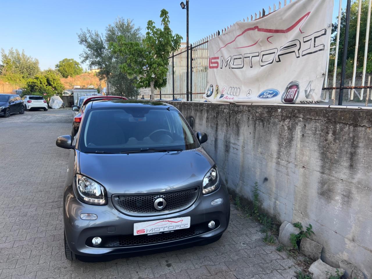 Smart ForFour 90 0.9 Turbo twinamic Passion+Navi-Retrocamera+Blockshaft