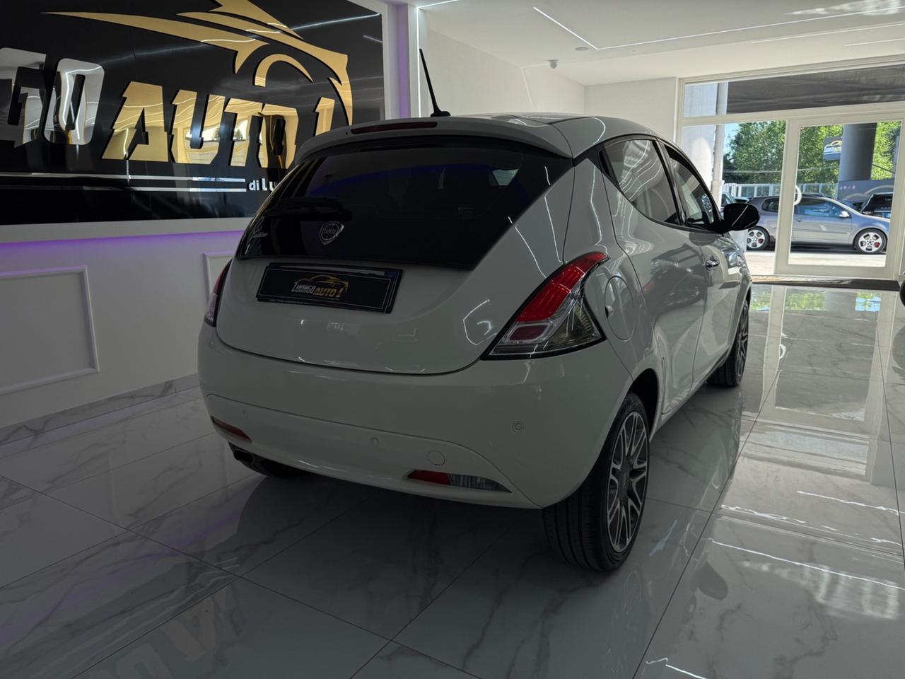 Lancia Ypsilon 1.2 GPL Ecochic Platinum Iper Full