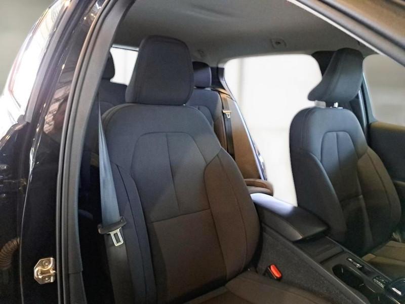 VOLVO XC40 T2 AUTOMATICO MOMENTUM SUV