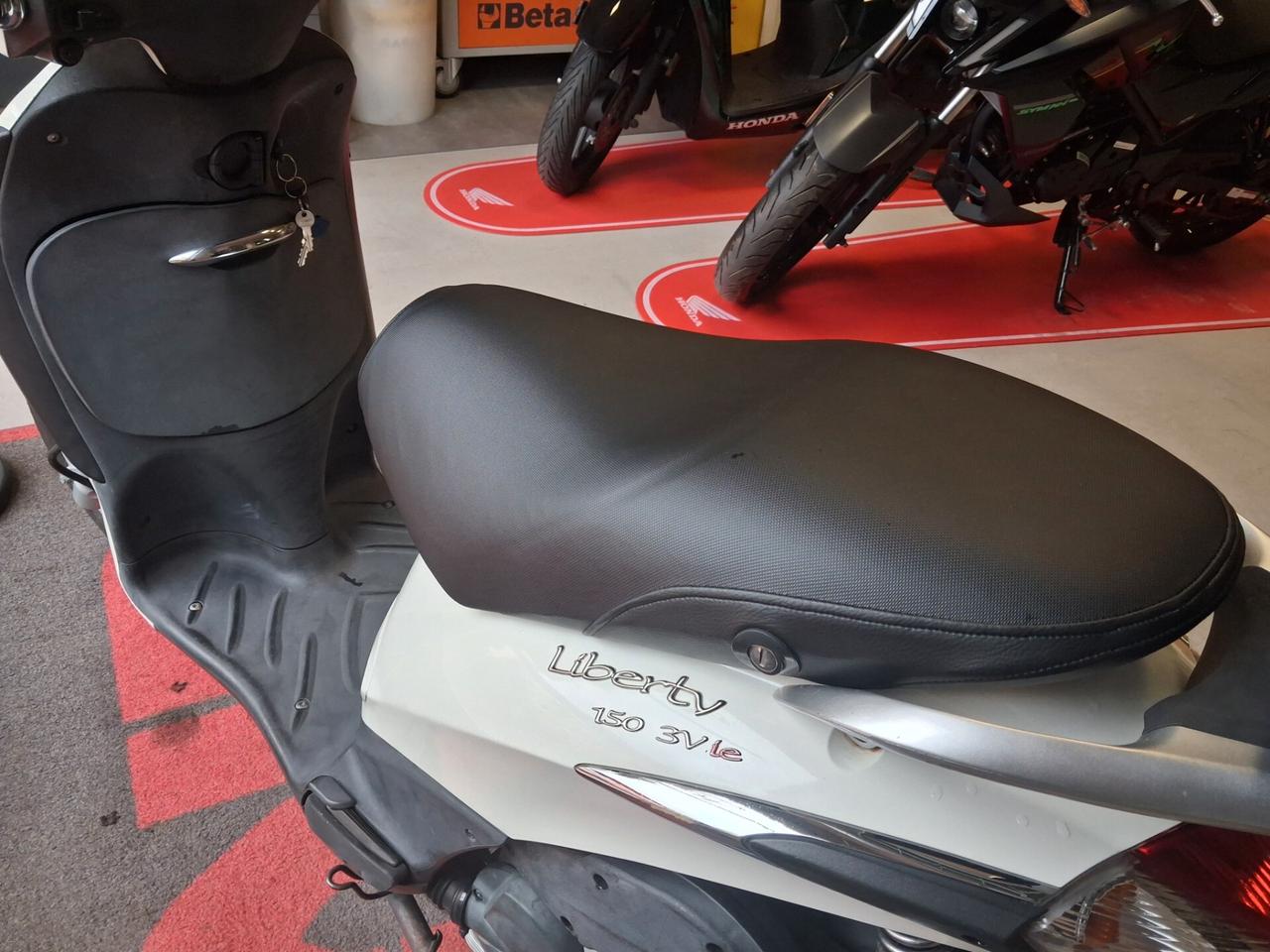 Piaggio Liberty 150 full optional