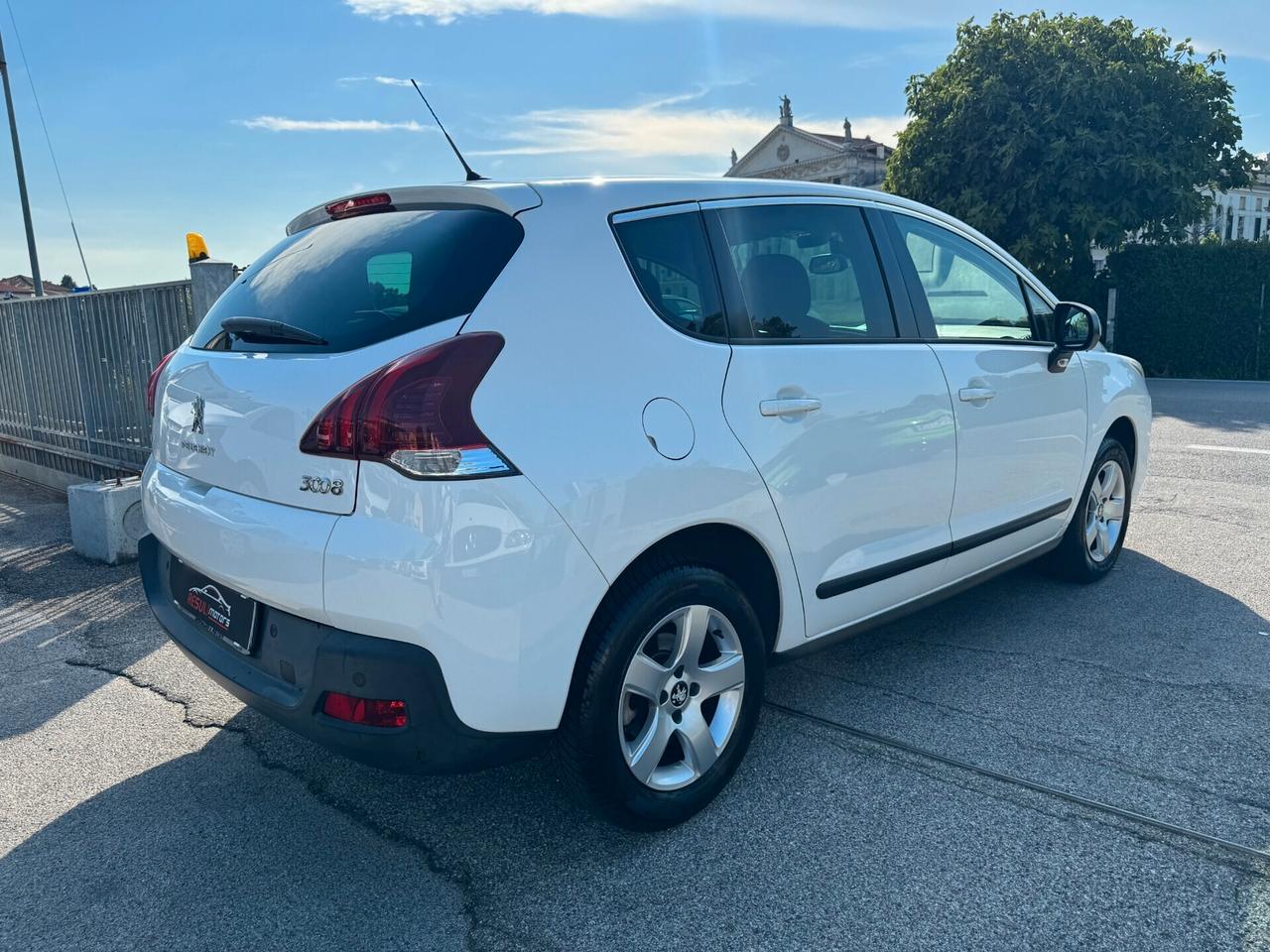 Peugeot 3008 BlueHDi 120 S&S Active Mix