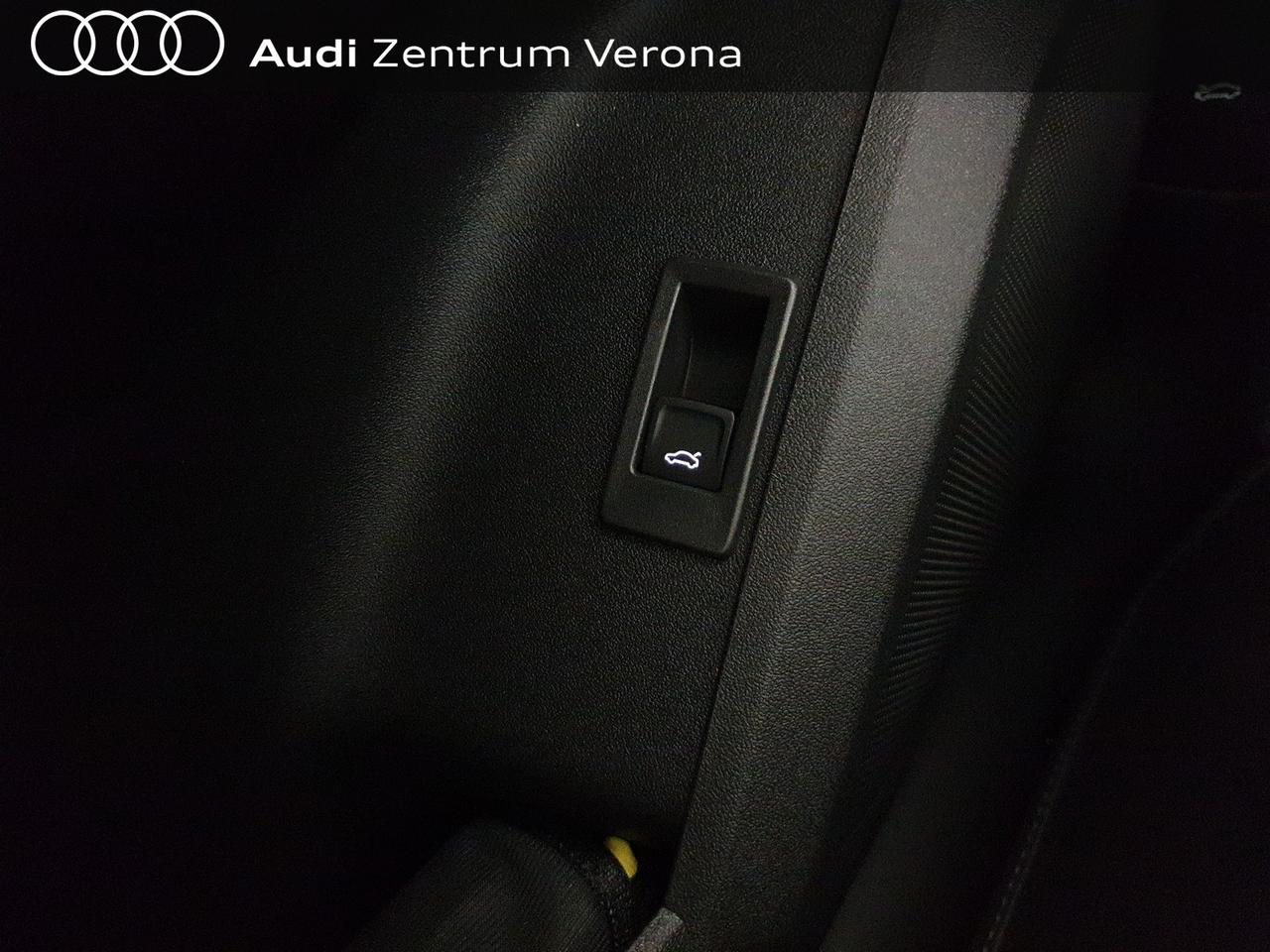 3.0TFSI 367CV quattro S troni Sport Attitude