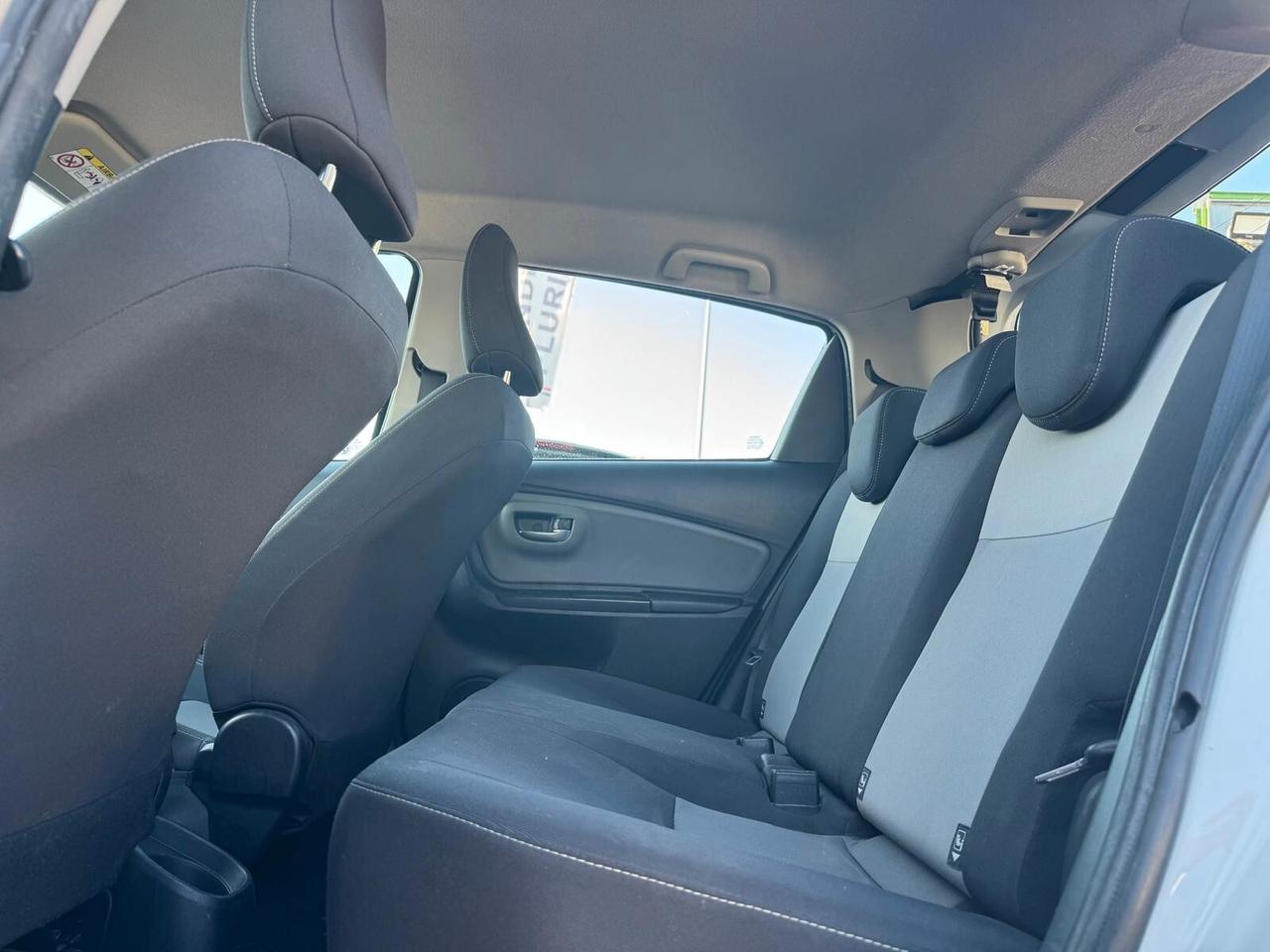 TOYOTA - Yaris - 1.0 5p. Active - UNIPRO.- NEOPATENTATI - FINANZIABILE - PERMUTE